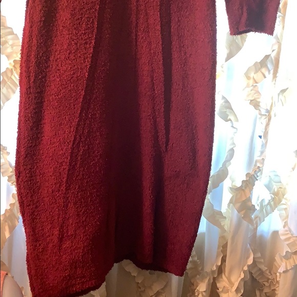 Plus size red sweater dress - Picture 2 of 4